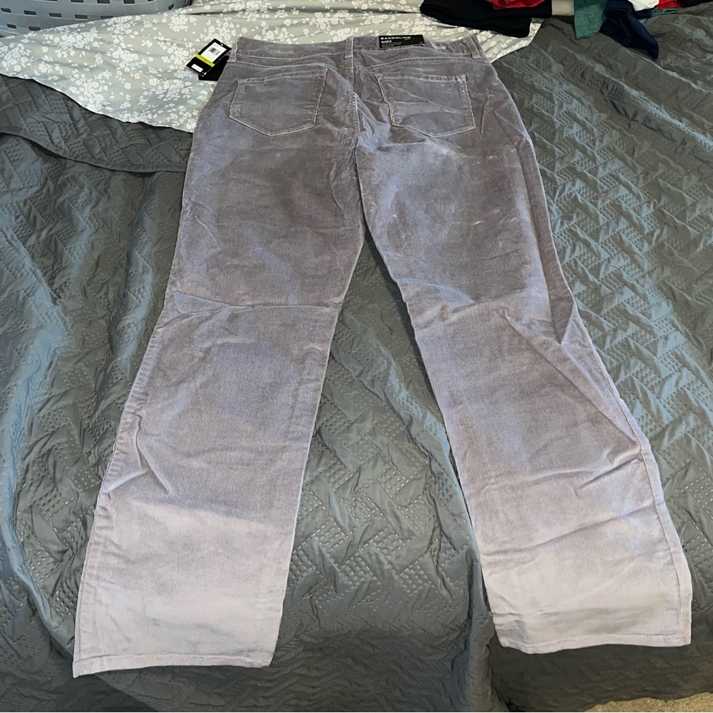 Women’s Bandolino Courderoy Jeans size 14 NWT - Picture 4 of 4
